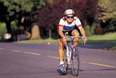 Bike rider in the fall