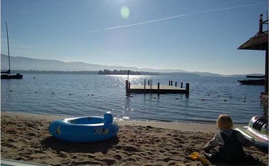 canoe island