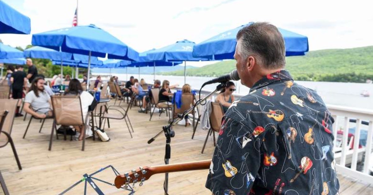 9 Awesome Venues For Live Music In Lake George
