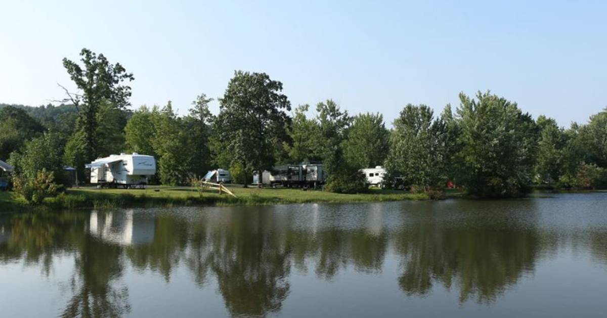 rvs along the waterfront