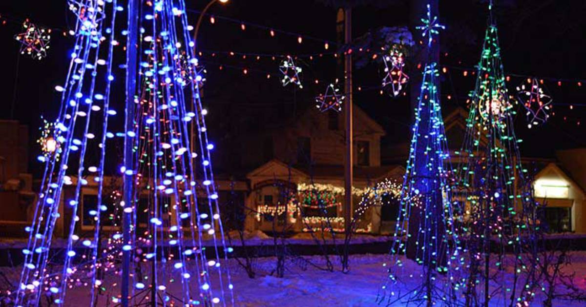 christmas lake village festival of lights 2020 2020 Lite Up The Village In Lake George Ny christmas lake village festival of lights 2020