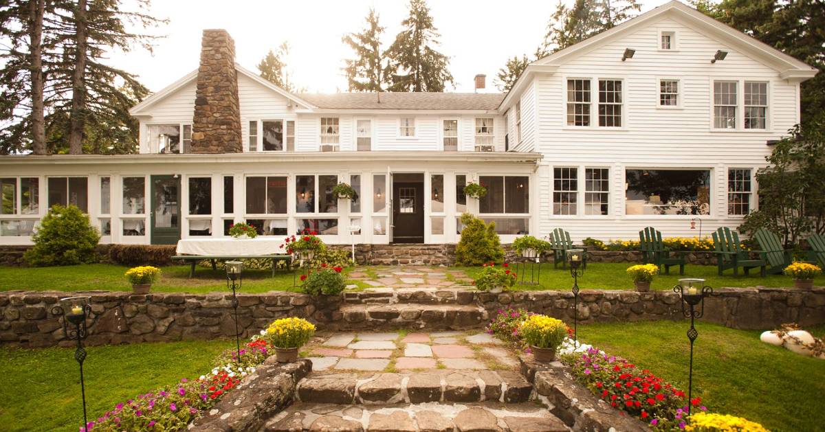 Discover 8 Romantic B&Bs In & Near Lake You Might Not Have Known