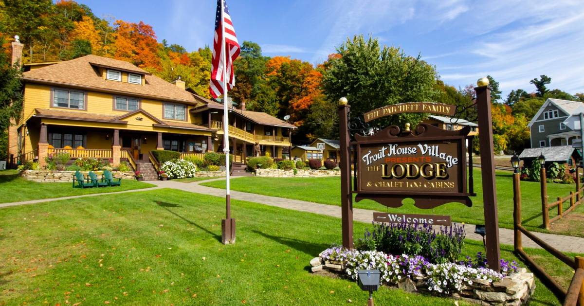 Trout House Lodge sign